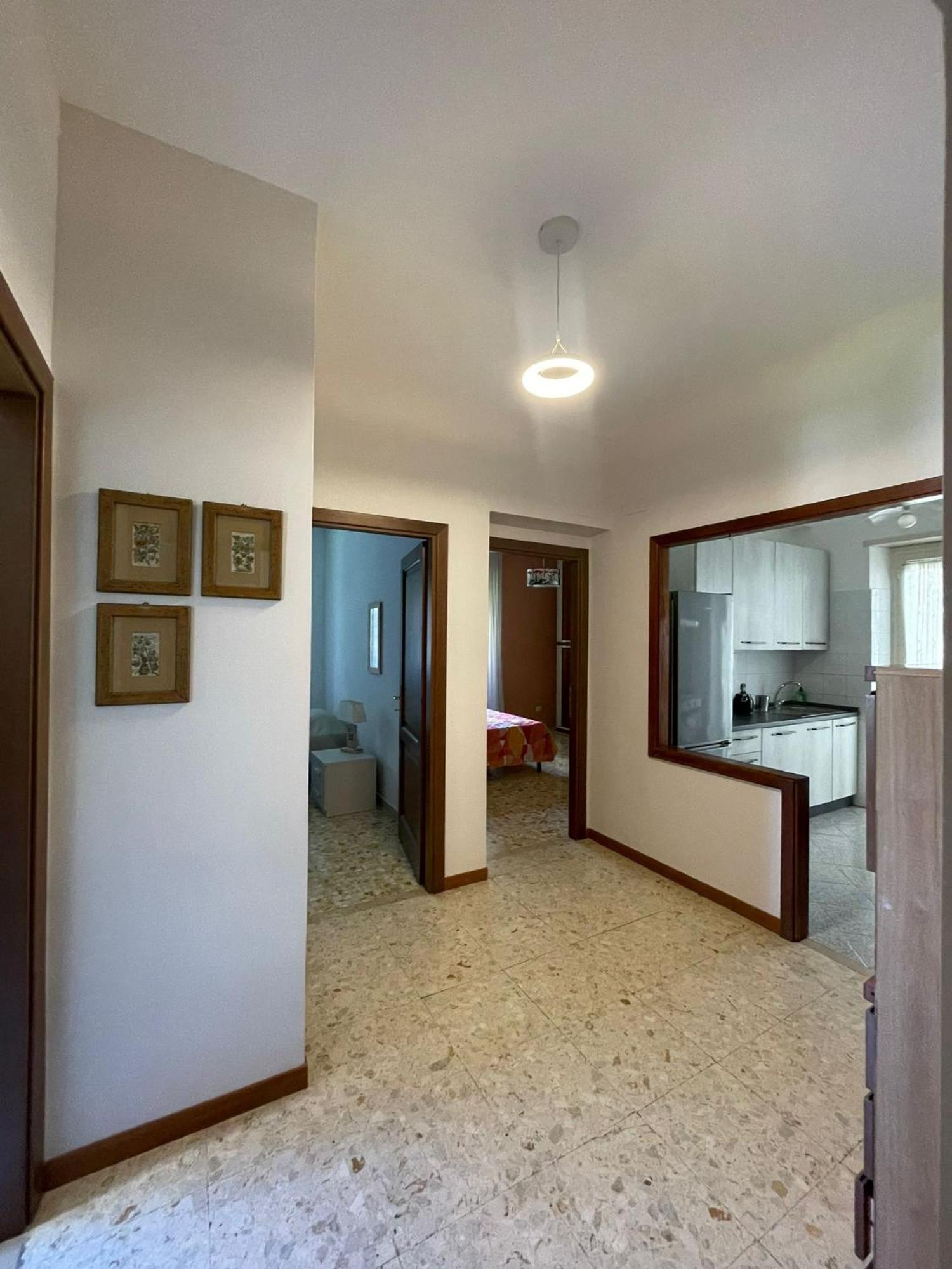 Apartament Domus Urbani Rzym Zewnętrze zdjęcie
