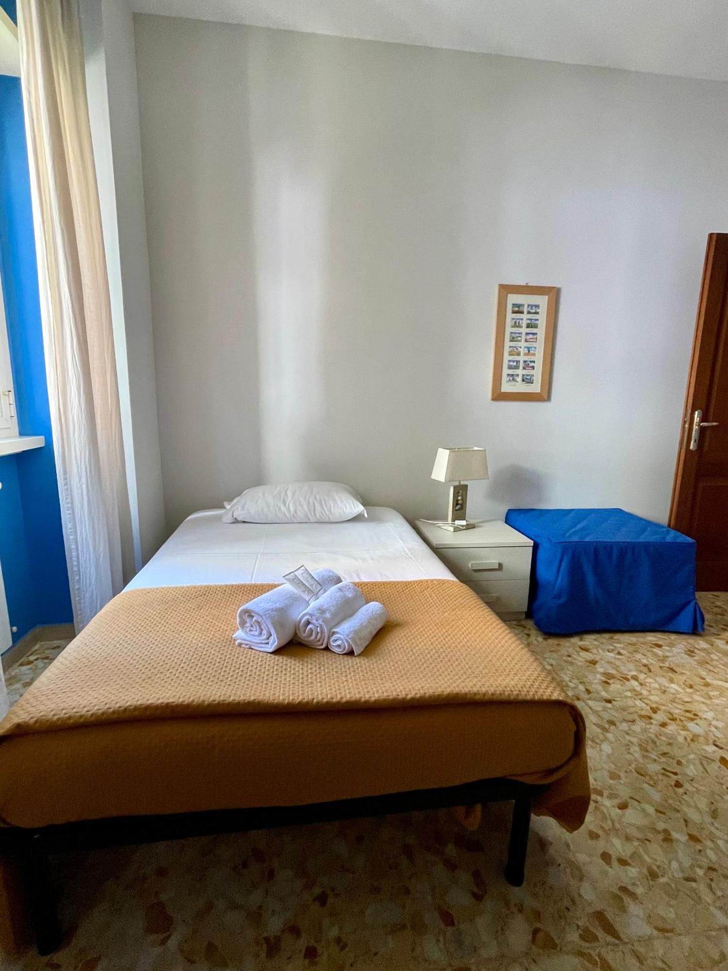 Apartament Domus Urbani Rzym Zewnętrze zdjęcie